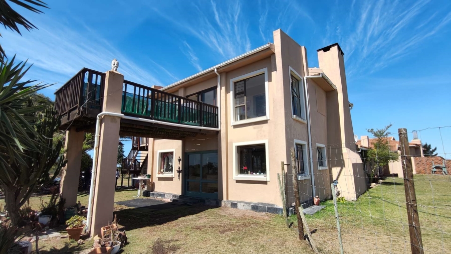 3 Bedroom Property for Sale in Aalwyndal Western Cape